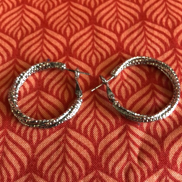 Jewelry - Silver tone hoop earrings